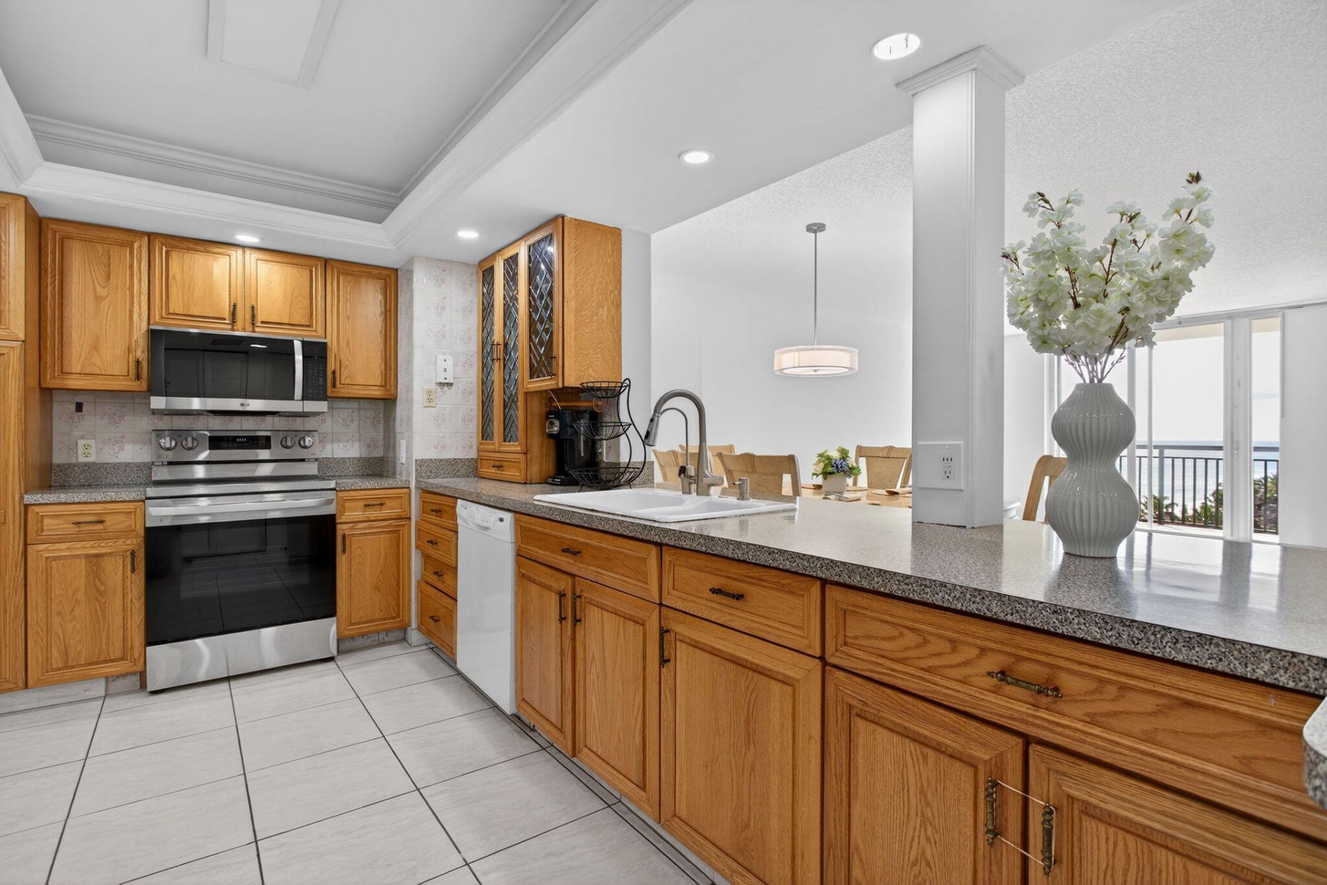 1147 Hillsboro Mile, Unit 908, Hillsboro Beach, FL 33062 Photo