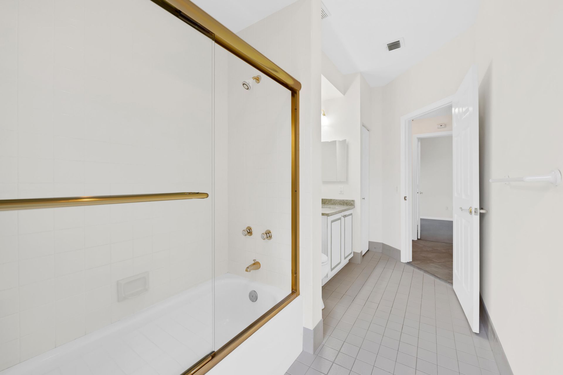 2730 Tecumseh Drive, West Palm Beach, FL 33409 Photo