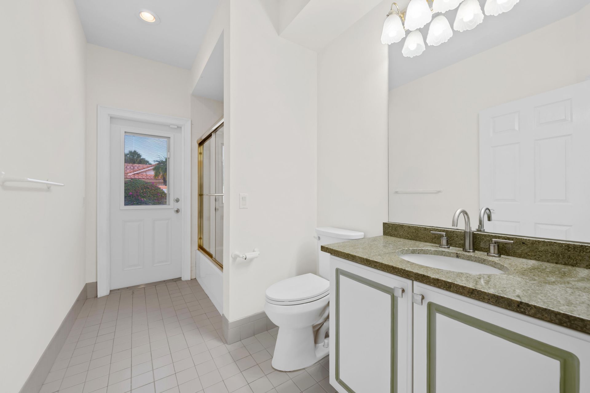 2730 Tecumseh Drive, West Palm Beach, FL 33409 Photo