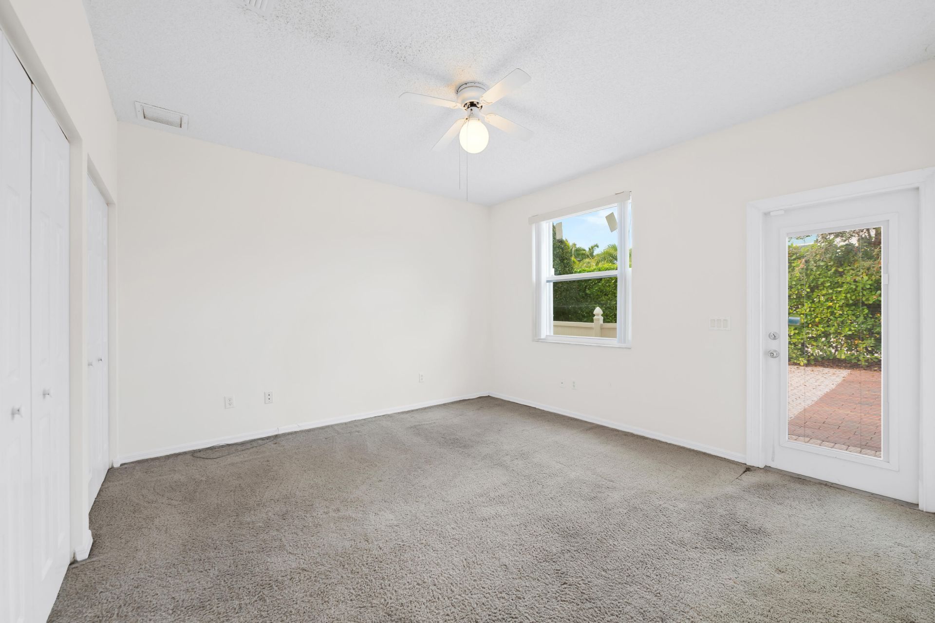 2730 Tecumseh Drive, West Palm Beach, FL 33409 Photo