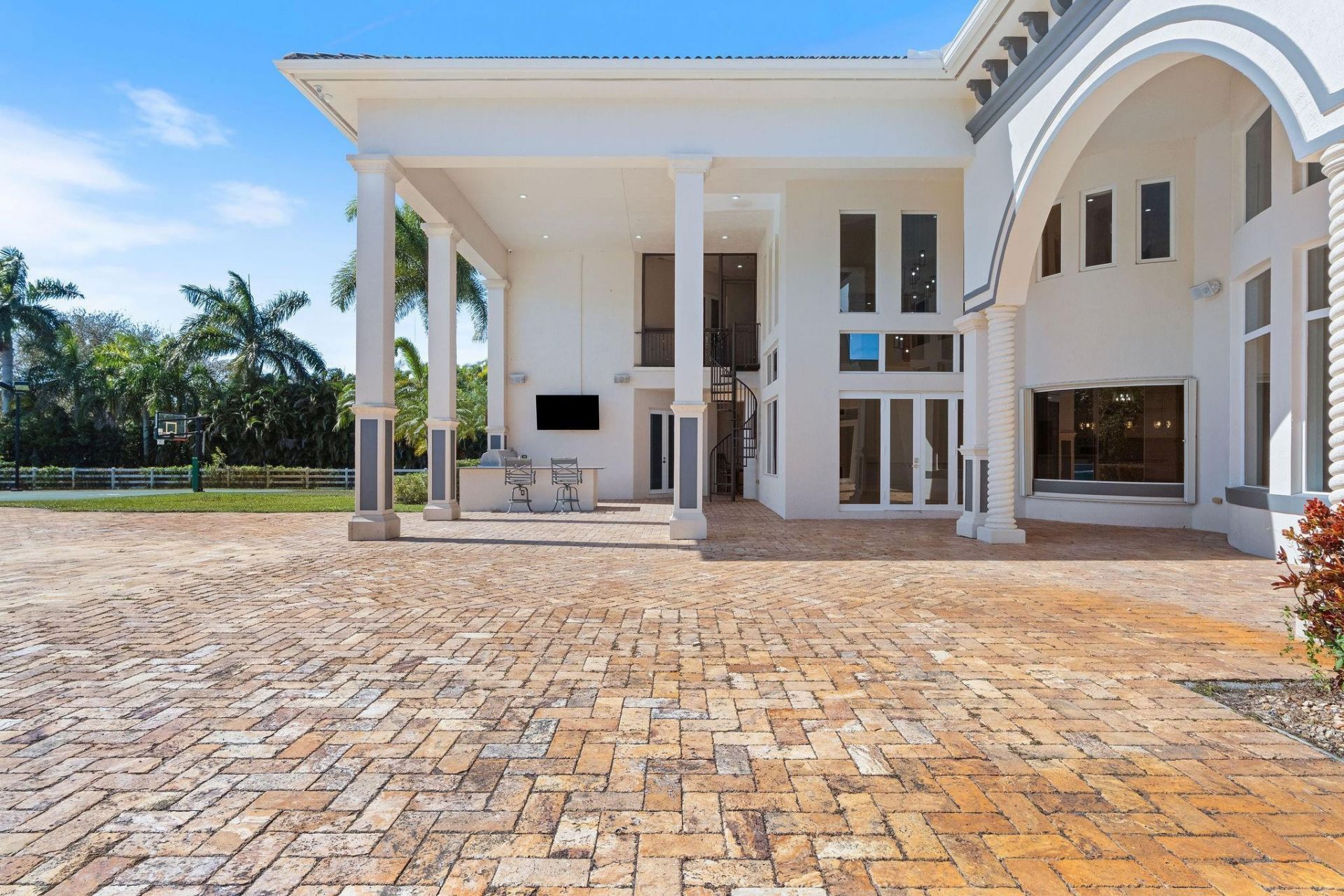 16850 Stratford Ct, Southwest Ranches, FL 33331 Photo