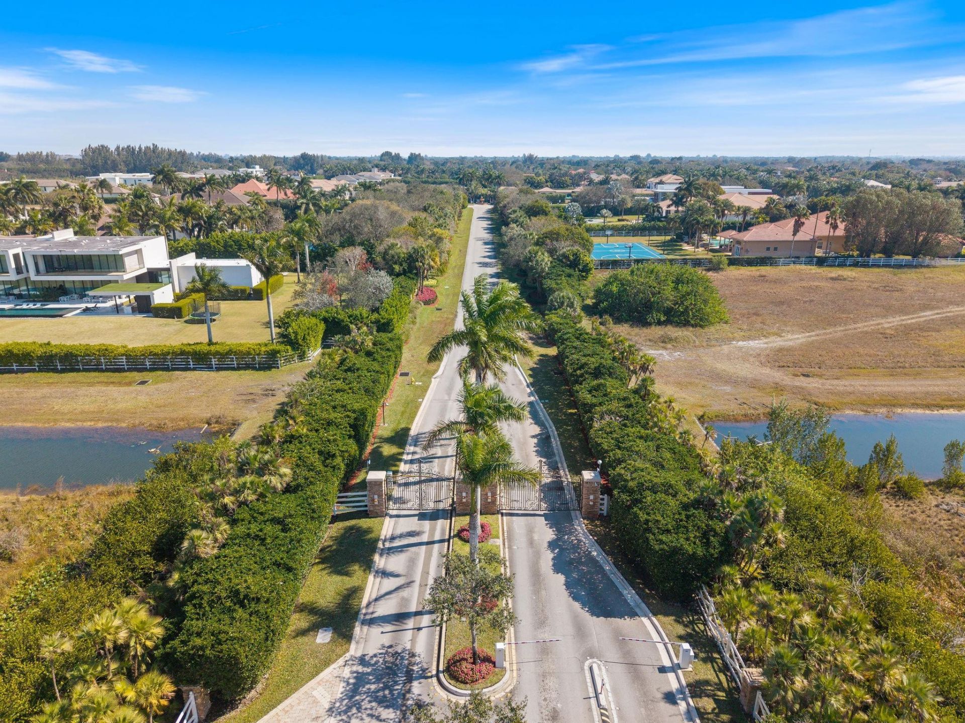 16850 Stratford Ct, Southwest Ranches, FL 33331 Photo