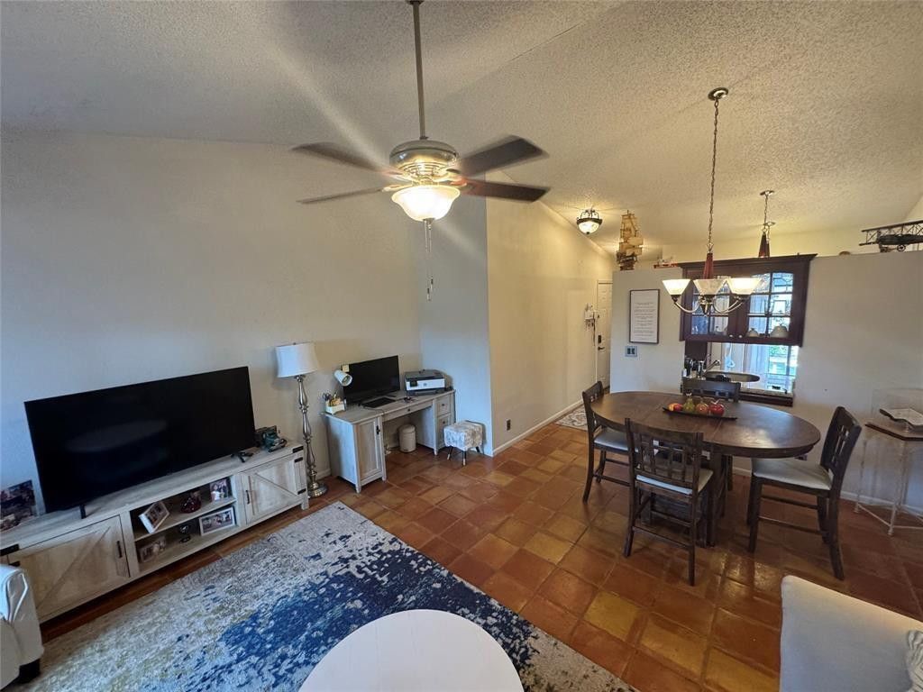 715 Gardens Drive, Unit 203, Pompano Beach, FL 33069 Photo