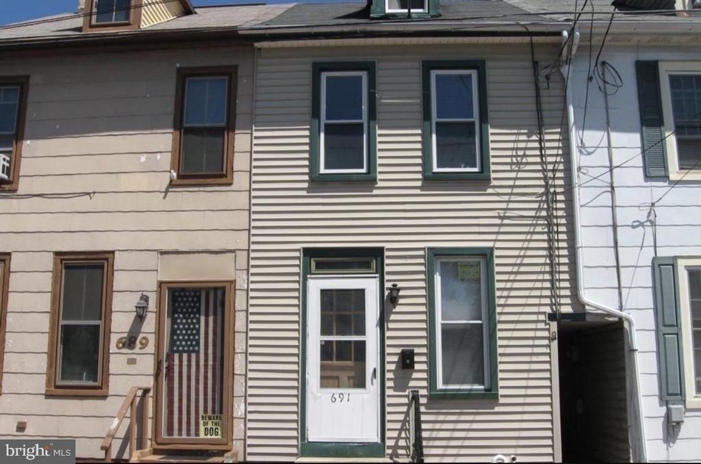 691 Cherry Street, Columbia, PA 17512 Main Photo