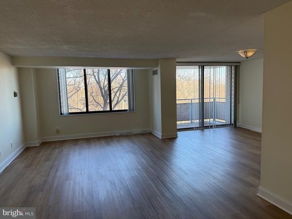 5225 POOKS HILL ROAD, Unit 724N, BETHESDA, MD 20814