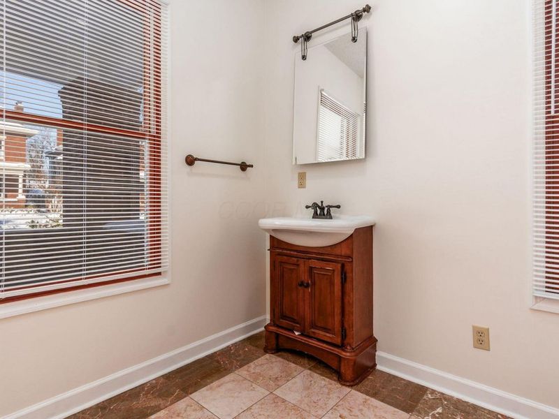 78 Auburn Avenue, Columbus, OH 43205 Photo 6