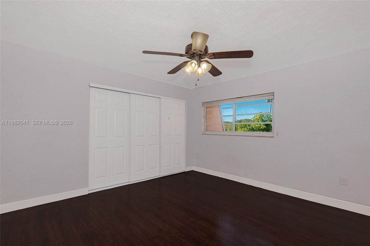 270 NW 107th Ave, Unit 208, Miami, FL 33172 Photo