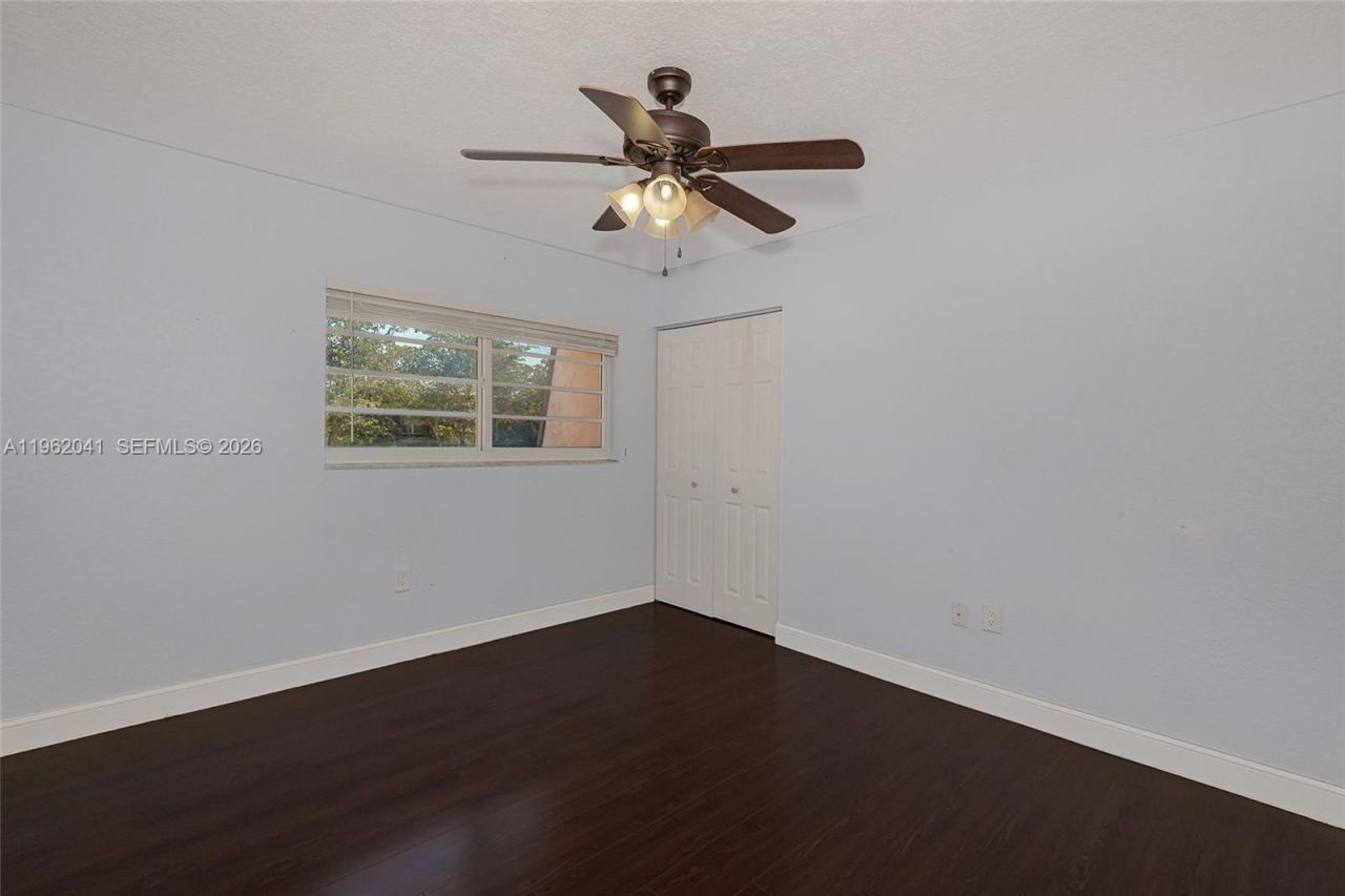 270 NW 107th Ave, Unit 208, Miami, FL 33172 Photo