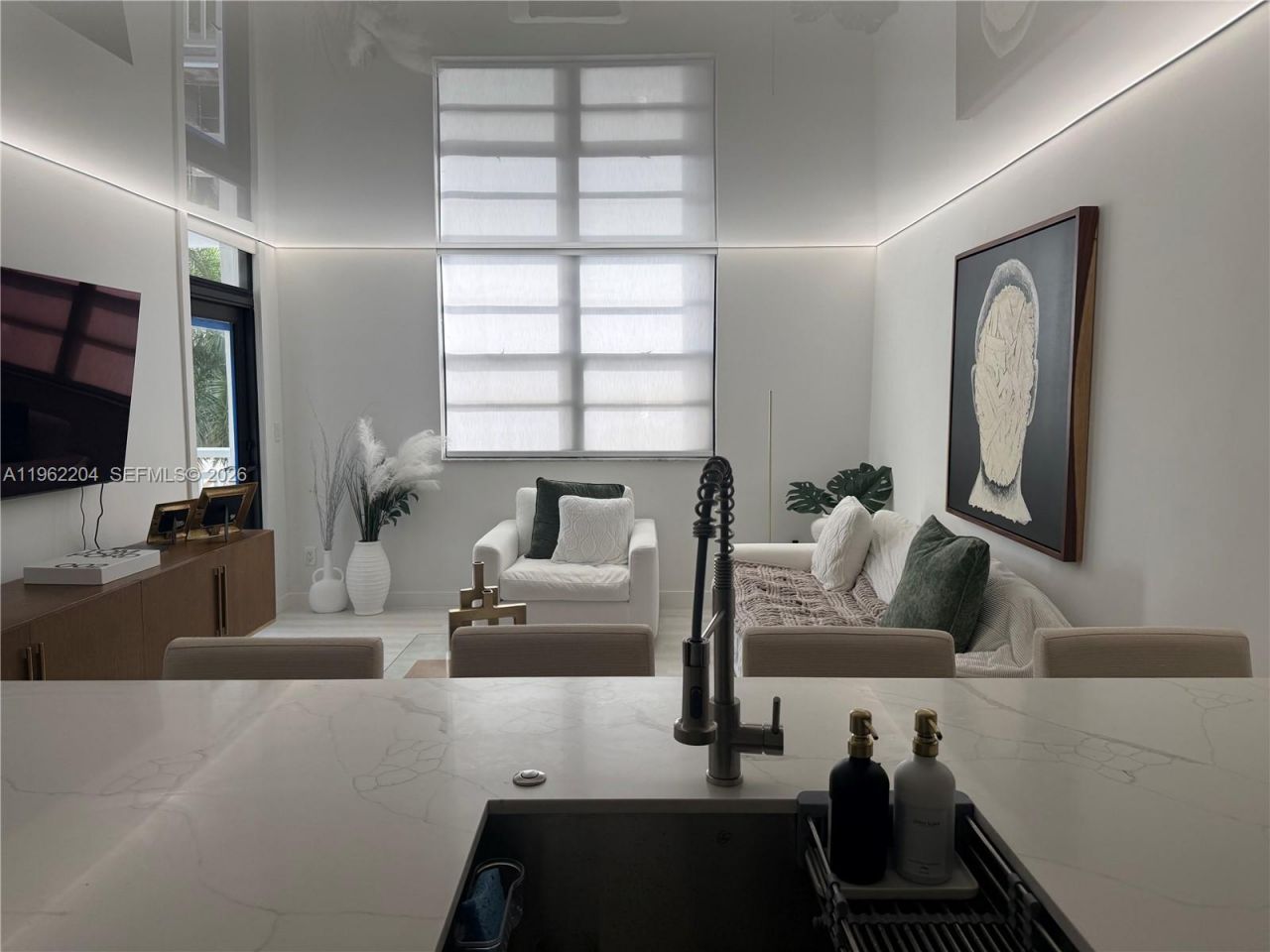 1849 S Ocean Dr , Unit 406, Hallandale Beach, FL 33009 Photo