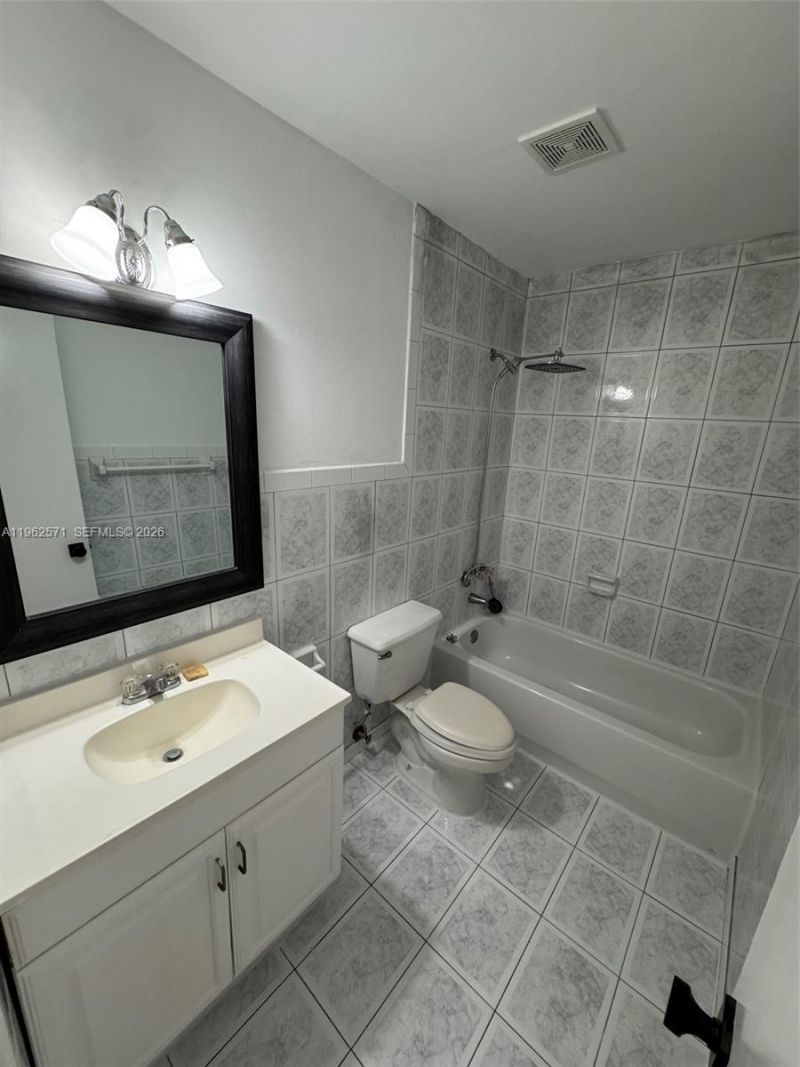 11289 SW 88th St, Unit 214L, Miami, FL 33176 Photo