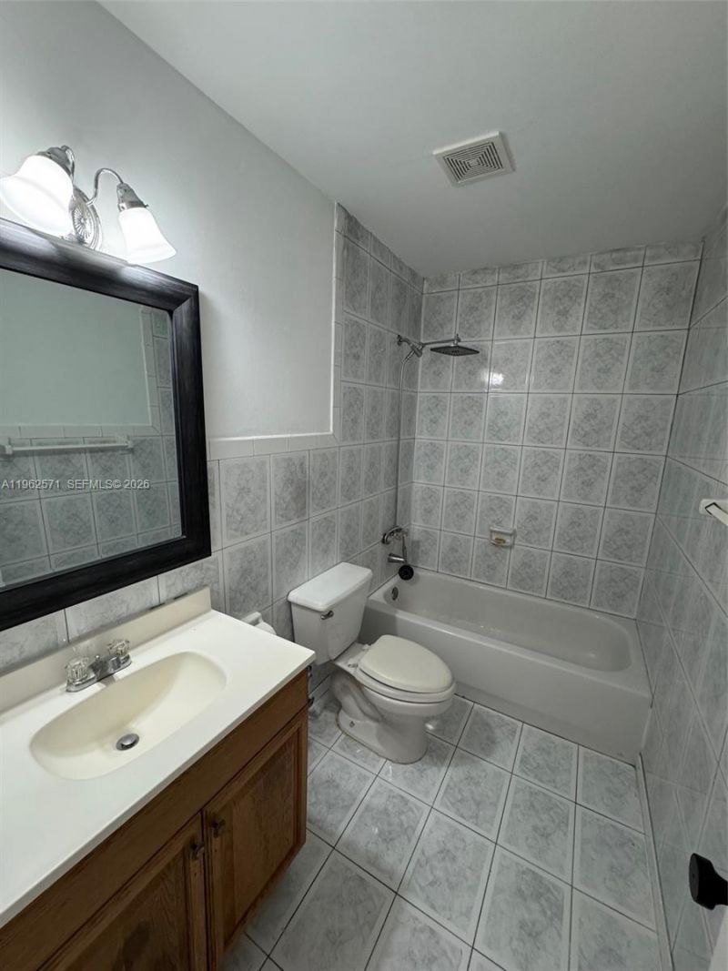 11289 SW 88th St, Unit 214L, Miami, FL 33176 Photo