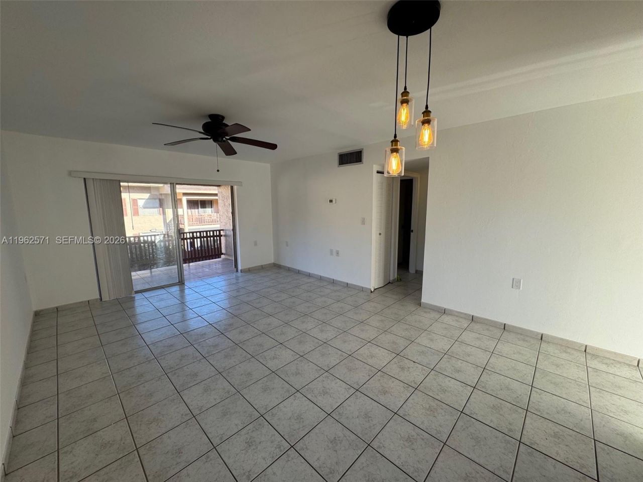 11289 SW 88th St, Unit 214L, Miami, FL 33176 Photo