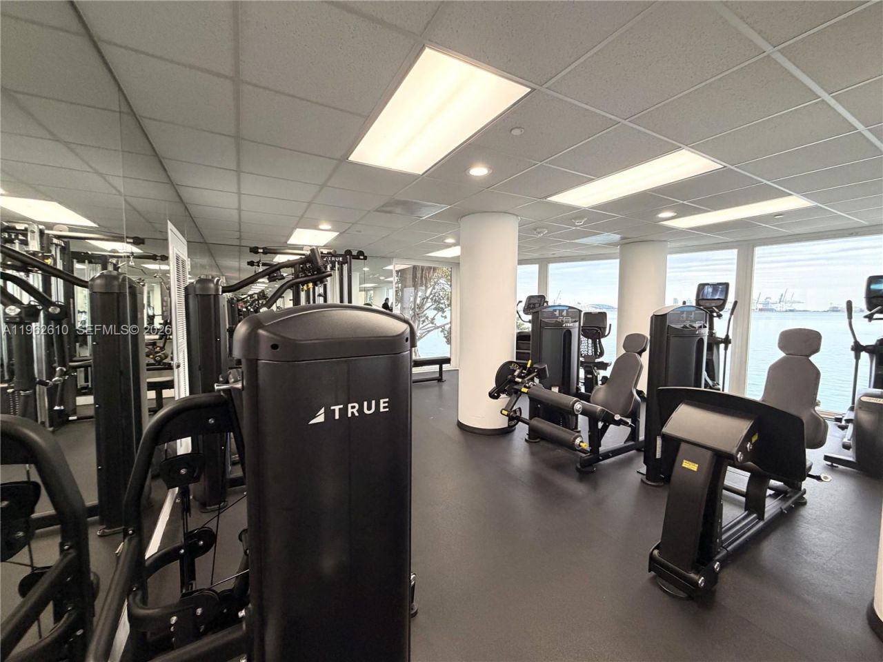 770 Claughton Island Dr, Unit 606, Miami, FL 33131 Photo