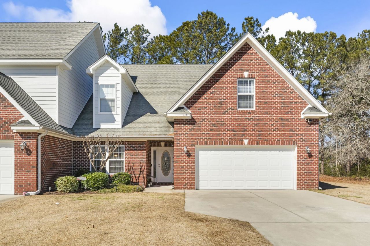 818 Foxtail Dr. Photo 1