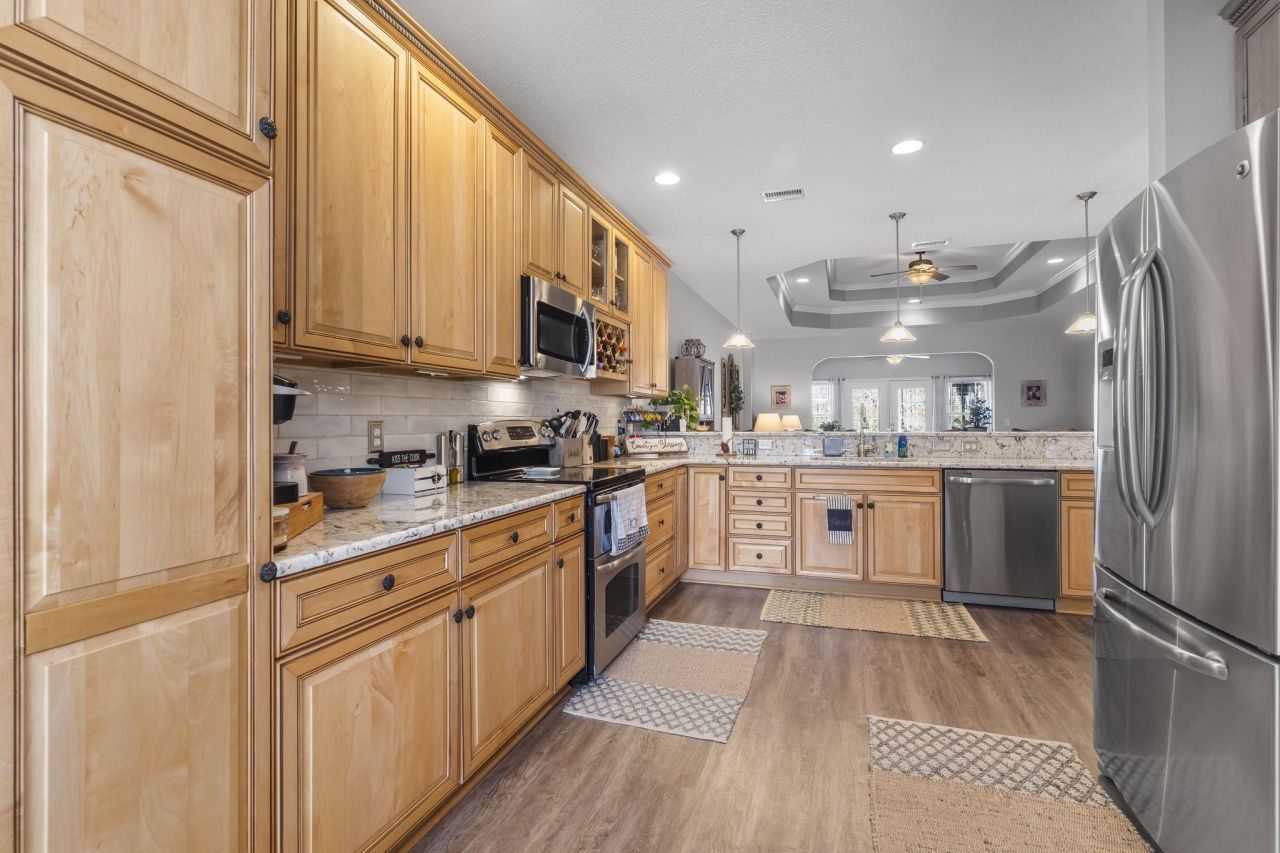 818 Foxtail Dr. Photo 11