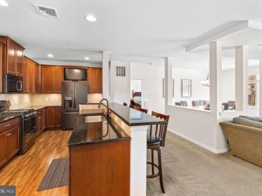 372 CARSON TERRACE, HUNTINGDON VALLEY, PA 19006