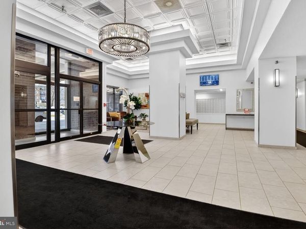 1808 OLD MEADOW ROAD, Unit 1105, MCLEAN, VA 22102