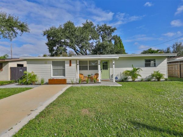 4703 W WALLACE AVENUE, TAMPA, FL 33611