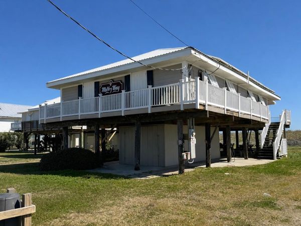 2716 Highway 1, Grand Isle, LA 70358