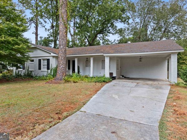 1909 Azalea Drive, Valdosta, GA 31602