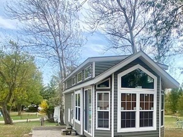 28/38 Woodhaven, Sublette, IL 61367