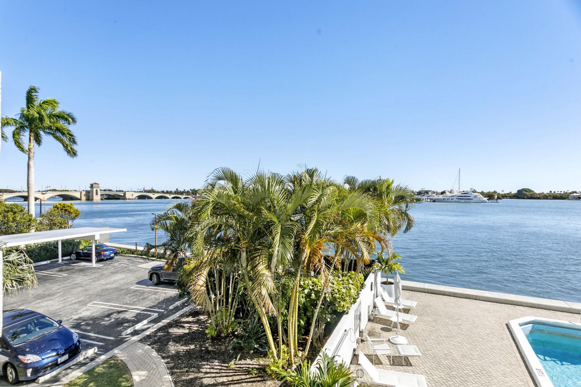 1200 S Flagler Drive S, Unit 201, West Palm Beach, FL 33401 Photo