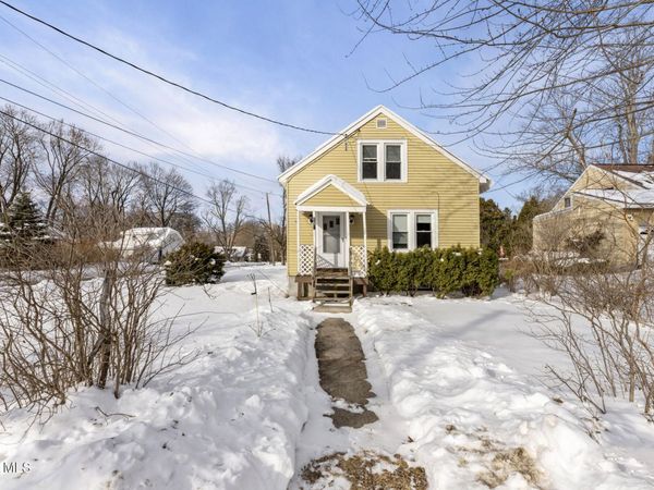 197 Fillmore Avenue, Niskayuna, NY 12304