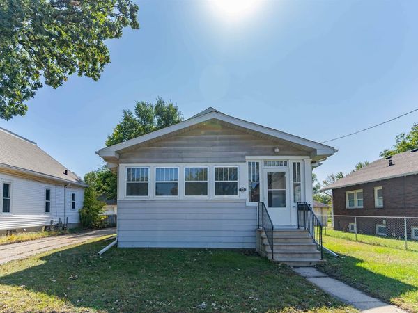 68 E Parker St Street, Waterloo, IA 50703