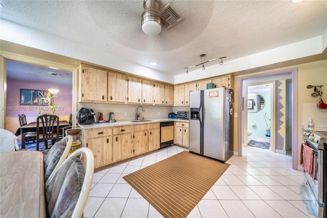 6337 SW 32nd St, Miramar, FL 33023 Photo