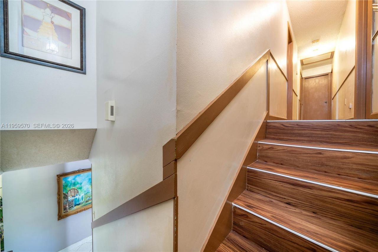 6337 SW 32nd St, Miramar, FL 33023 Photo