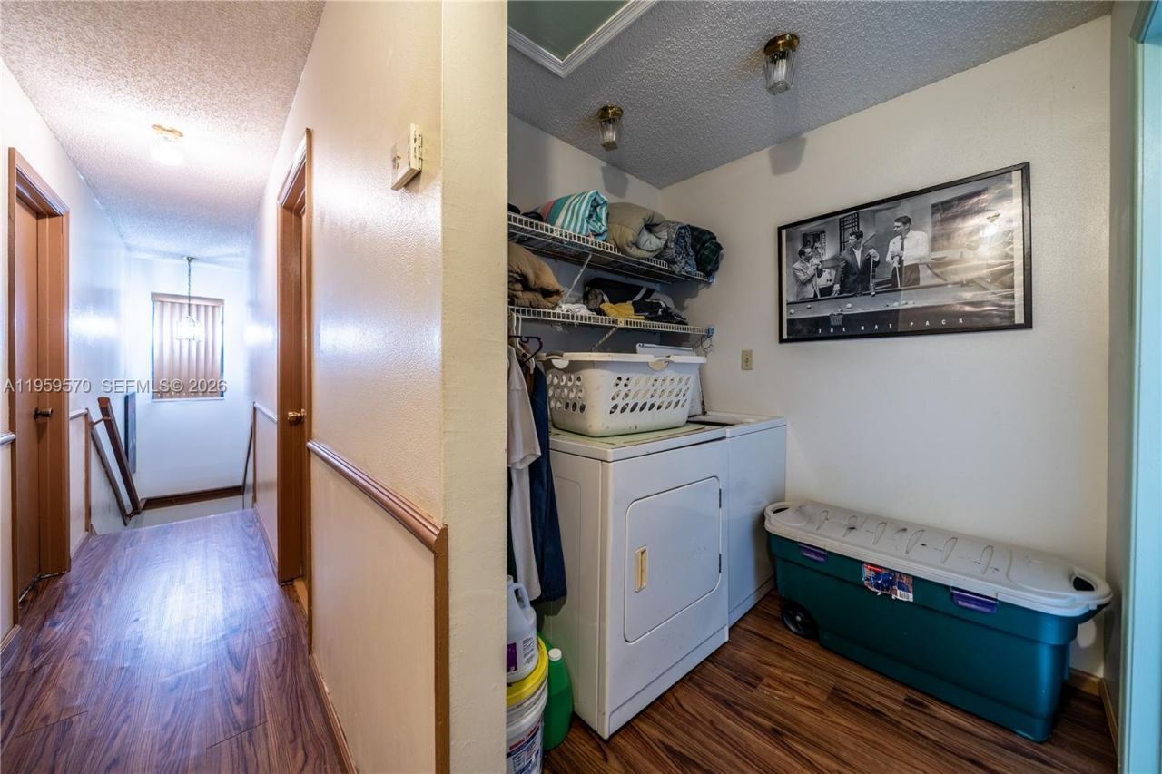 6337 SW 32nd St, Miramar, FL 33023 Photo