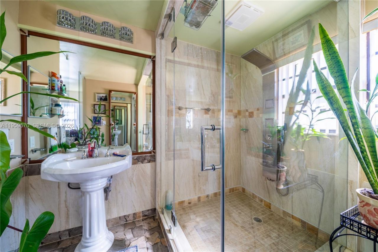 6337 SW 32nd St, Miramar, FL 33023 Photo