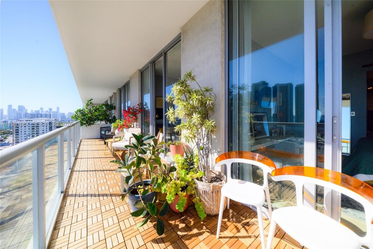 3470 E Coast Ave , Unit H1714, Miami, FL 33137 Photo