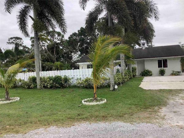 10646 Barn Rd , Lake Worth, FL 33449