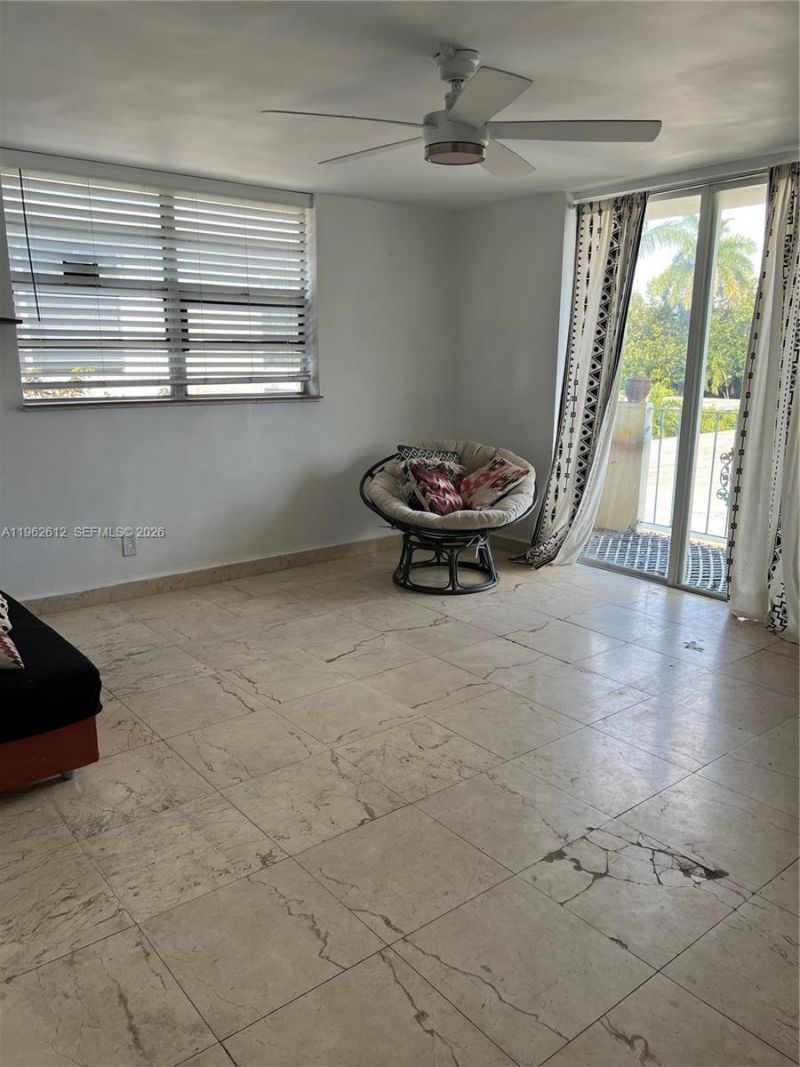915 Jefferson Ave , Unit 4F, Miami Beach, FL 33139 Photo