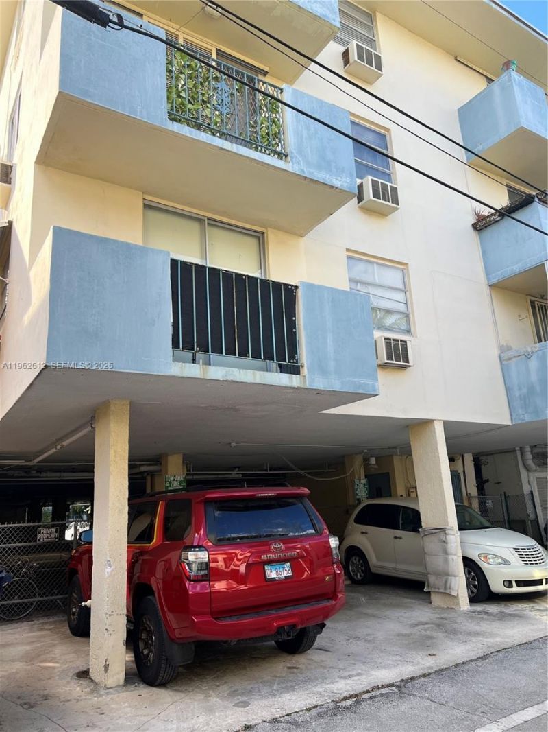 915 Jefferson Ave , Unit 4F, Miami Beach, FL 33139 Photo