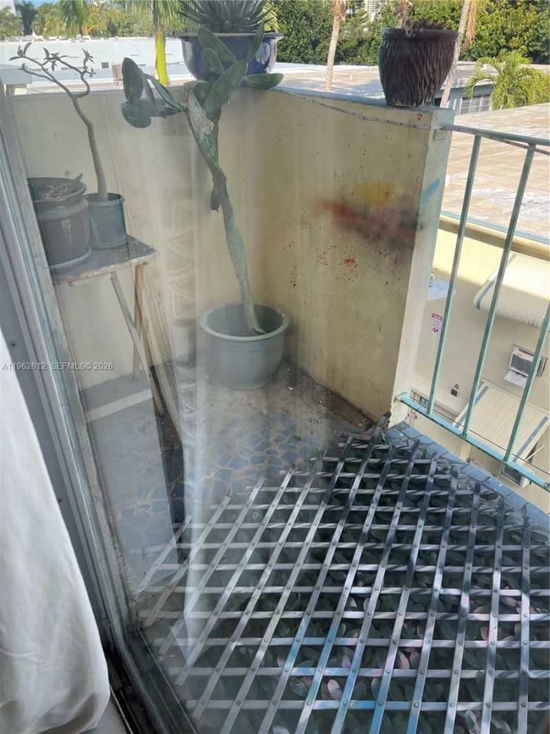 915 Jefferson Ave , Unit 4F, Miami Beach, FL 33139 Photo