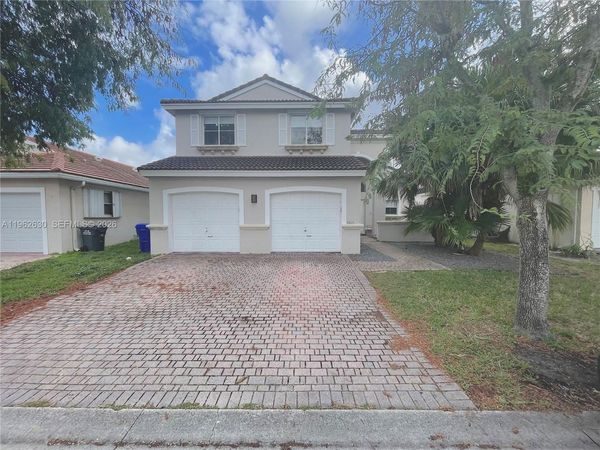 3340 SW 50th St , Hollywood, FL 33312