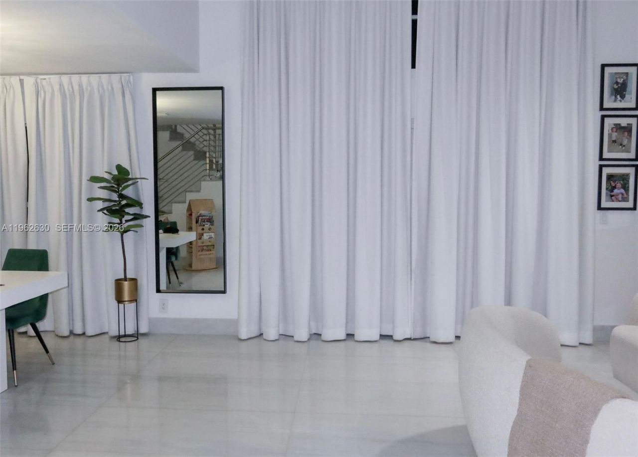 3340 SW 50th St , Hollywood, FL 33312 Photo