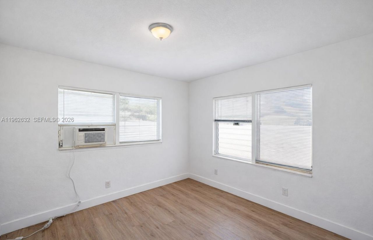 800 83rd St, Unit 1, Miami Beach, FL 33141 Photo