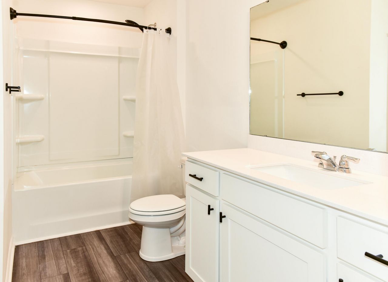 205 Trumpet Vine Drive Photo 15