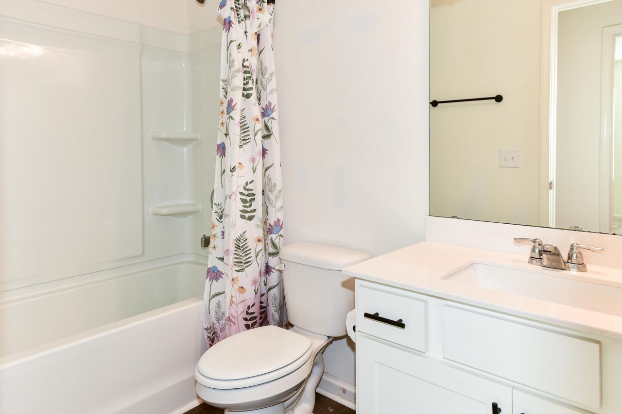 205 Trumpet Vine Drive Photo 21