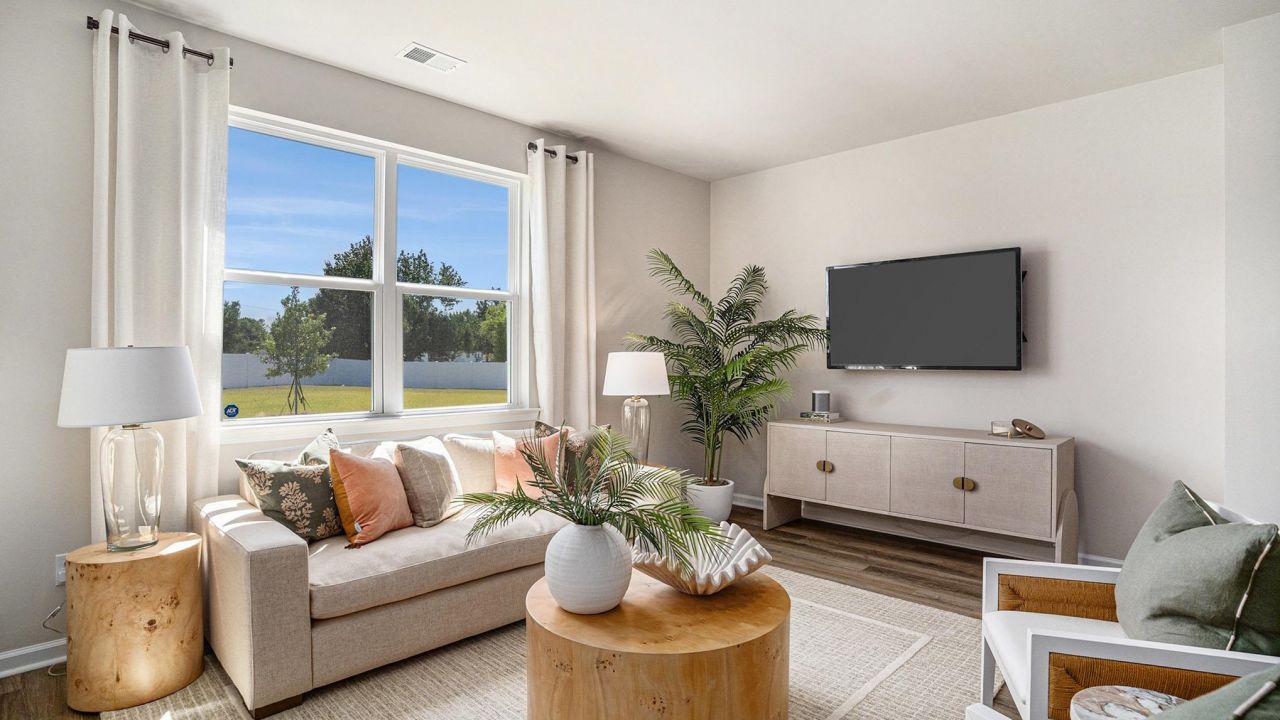 188 Pampa Dr. Photo 10