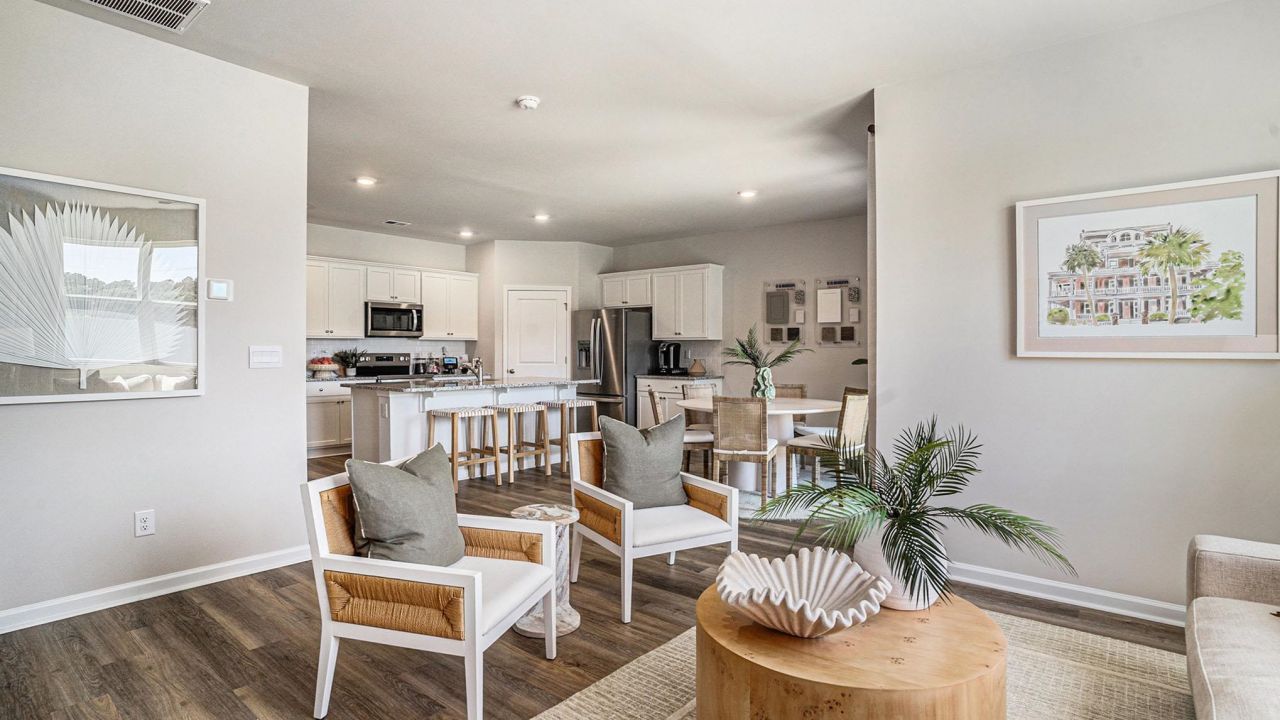 188 Pampa Dr. Photo 12