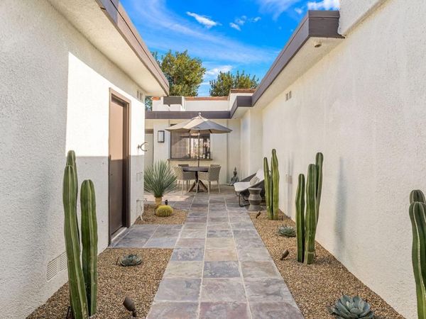 89 Calle Encinitas, Rancho Mirage, CA 92270