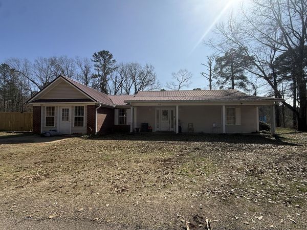 250 Scooter Hill Road, Mantachie, MS 38855