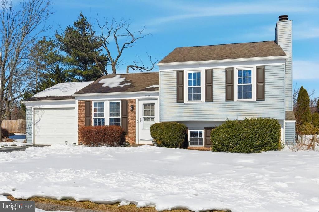 1360 Wandering Way, Harrisburg, PA 17110 Main Photo