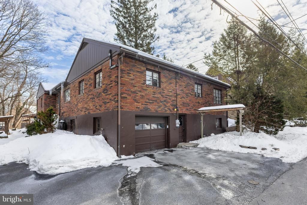 612 HOLLY COURT, STATE COLLEGE, PA 16801