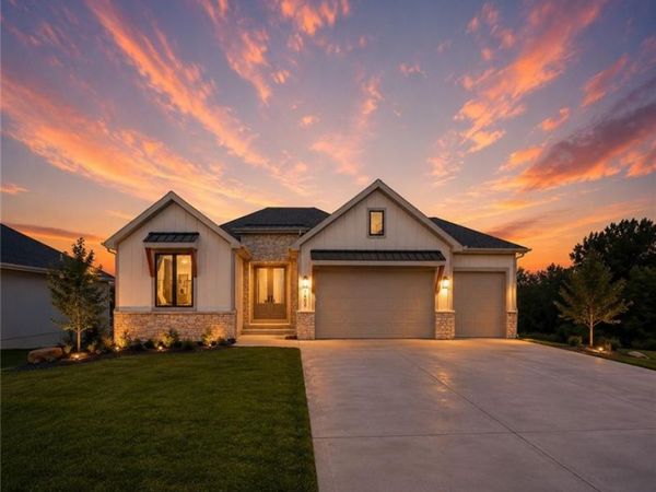 1408 Larkspur Place, Raymore, MO 64083