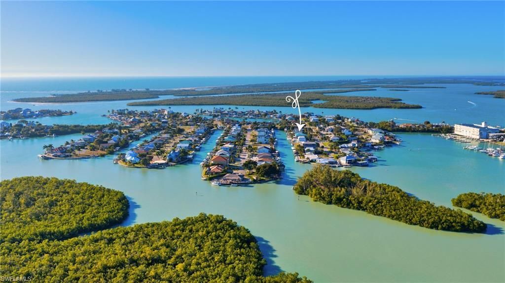 132 E Hilo St, Naples, FL 34113 Photo